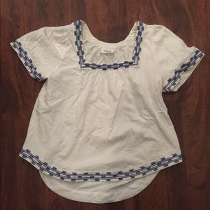 Short sleeve embroidered top